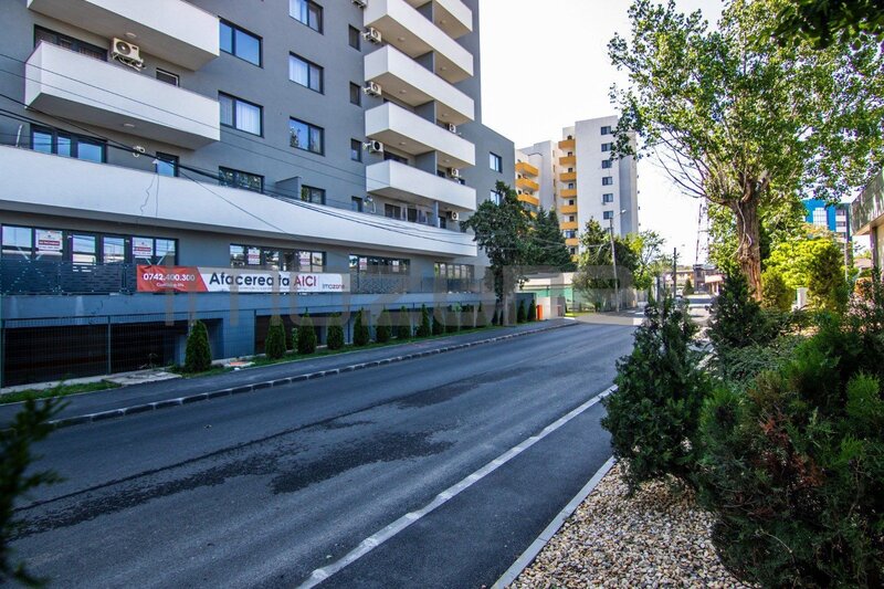 Militari de inchiriat 100 mp langa metrou Pacii bloc nou